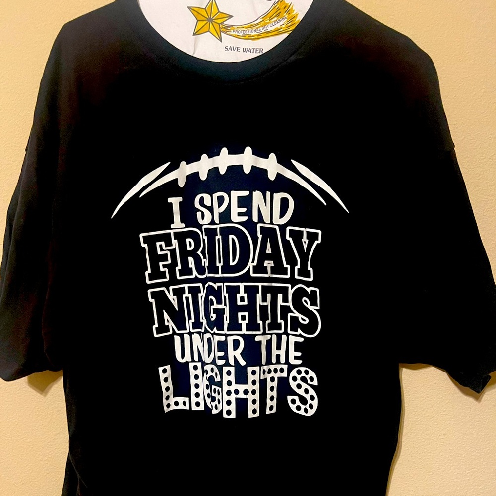 2xl tshirt super cute for football lovers!